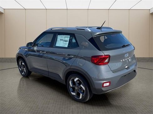 New 2026 Hyundai Venue SEL image 4