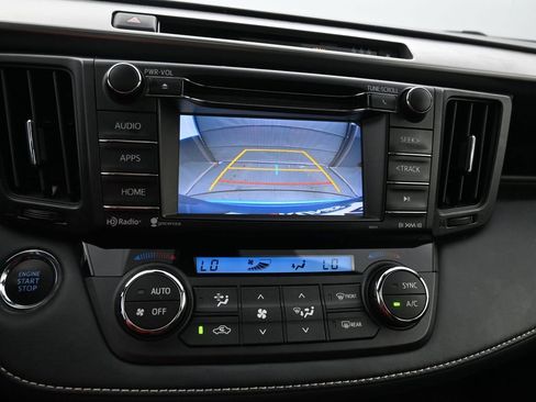 Used 2018 Toyota RAV4 XLE image 34