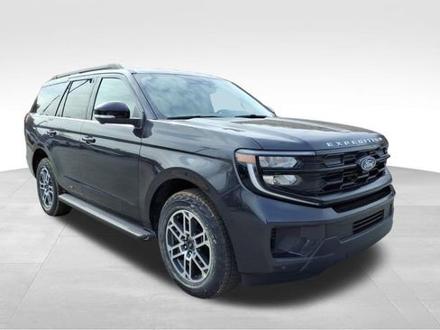 New 2026 Ford Expedition Active AWD/4WD image 16