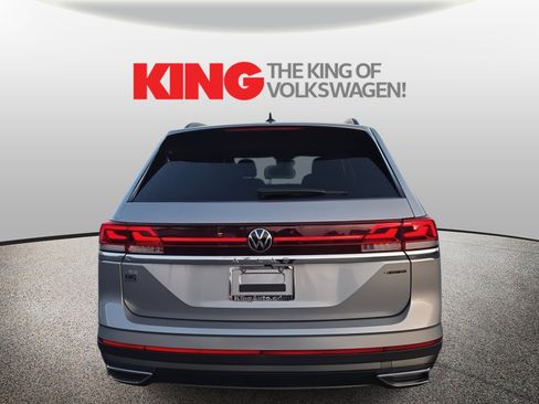 New 2026 Volkswagen Atlas SE image 4