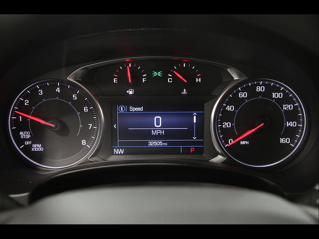 Used 2023 GMC Terrain SLE w/ Driver Convenience Package FWD image 8