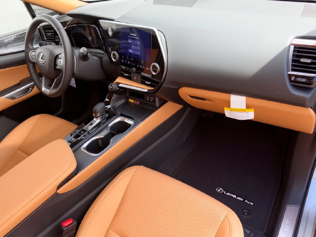 New 2026 Lexus NX 350 AWD image 32