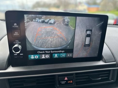 Used 2025 Honda Pilot Black Edition image 19