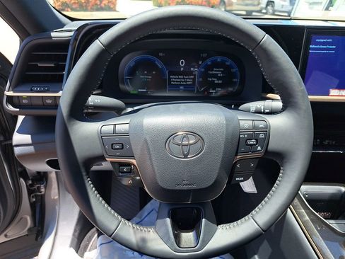 New 2026 Toyota Crown XLE image 18