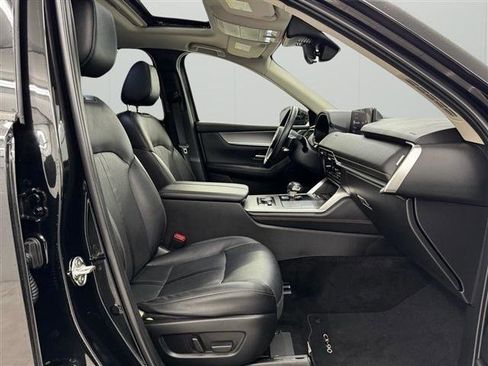 Used 2025 MAZDA CX-90 3.3 Turbo w/ Preferred Package AWD/4WD image 17
