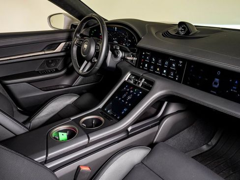 New 2025 Porsche Taycan Turbo image 14