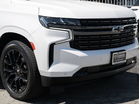 Used 2022 Chevrolet Tahoe RST w/ Sport Performance Package AWD/4WD image 10