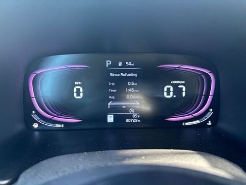 Used 2025 Kia Soul LX w/ LX Technology Package FWD image 39