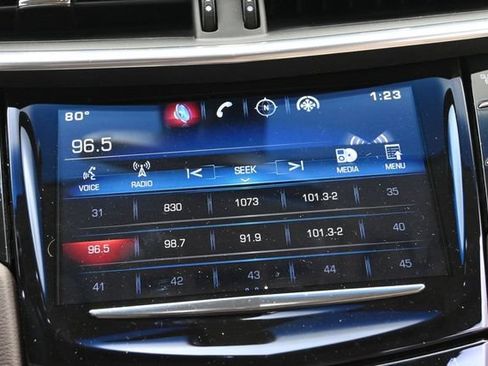 Used 2015 Cadillac XTS FWD image 24