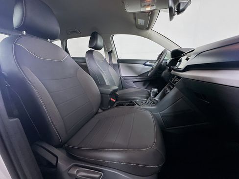 Used 2023 Volkswagen Taos SE image 29