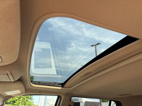 Used 2014 Ford Expedition XLT w/ Equipment Group 202A RWD image 22