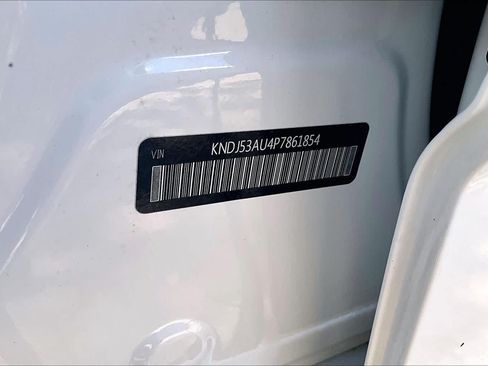 Used 2023 Kia Soul GT-Line FWD image 36