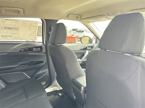 New 2025 Mitsubishi Eclipse Cross LE image 18