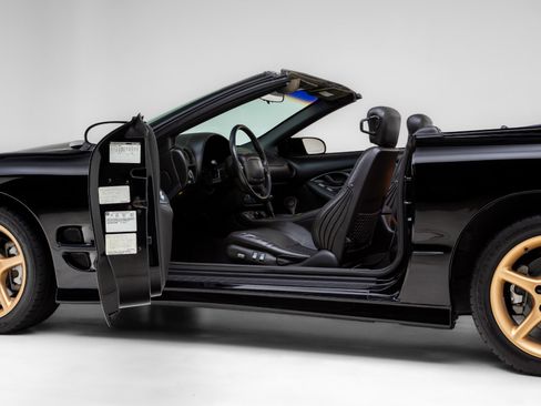 Used 2001 Pontiac Firebird Trans Am w/ SLP Firehawk Pkg RWD image 21