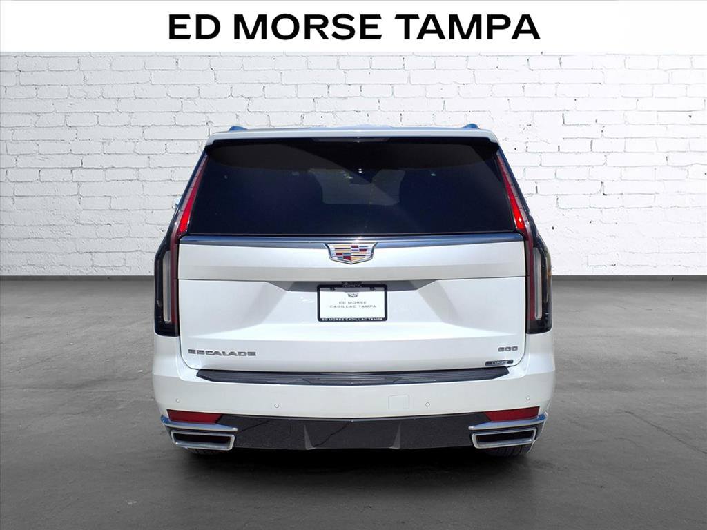 Used 2023 Cadillac Escalade ESV Premium Luxury AWD/4WD image 4