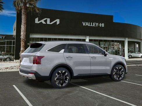 New 2026 Kia Sorento SX FWD image 6