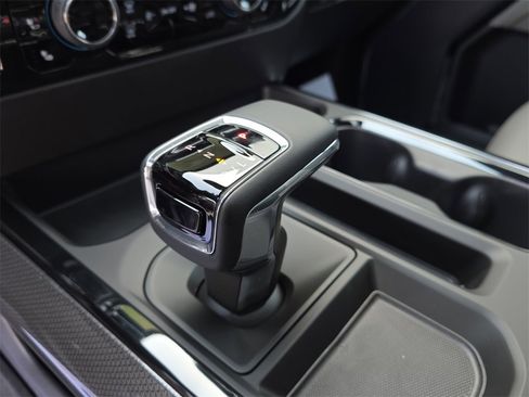 New 2026 Chevrolet Silverado 1500 ZR2 image 38