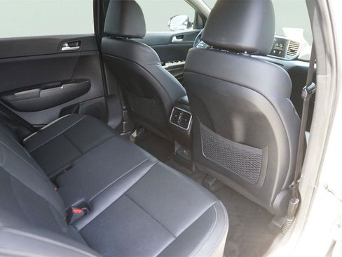 Used 2020 Kia Sportage S FWD image 14