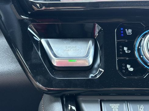New 2026 GMC Sierra 2500 AT4 w/ AT4 Premium Plus Package AWD/4WD image 27