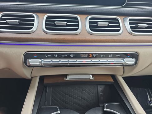 Certified 2025 Mercedes-Benz GLE 350 4MATIC image 24