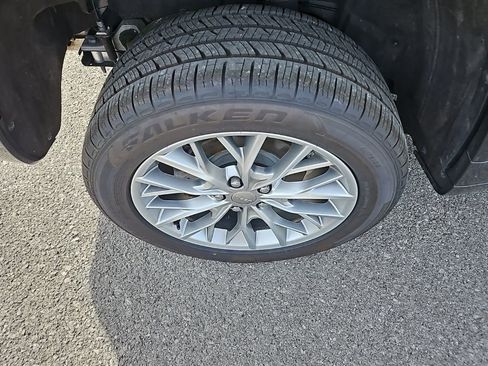 Used 2023 Jeep Grand Cherokee Summit w/ Adv Protech Group IV image 11