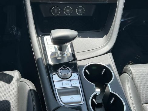 Used 2026 Genesis G70 2.5T RWD image 19