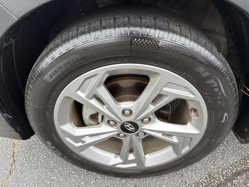 Used 2023 Hyundai Kona SEL FWD image 11
