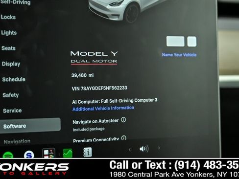 Used 2022 Tesla Model Y Performance AWD/4WD image 18