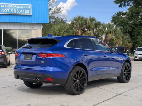 Used 2018 Jaguar F-PACE Prestige AWD/4WD image 2