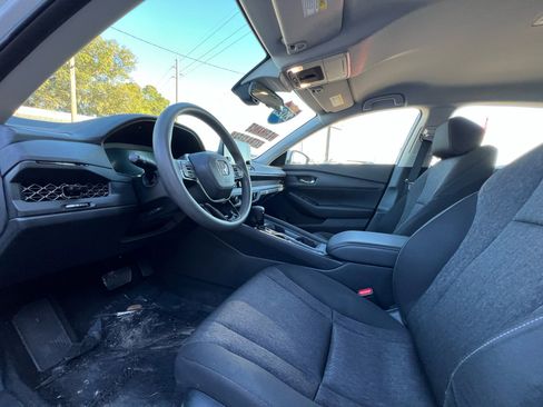 Used 2023 Honda Accord LX image 14