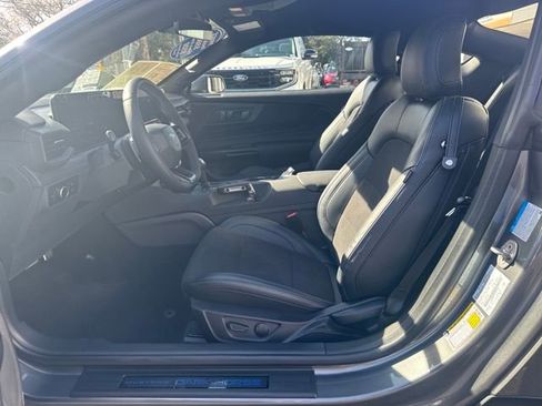 Used 2026 Ford Mustang Dark Horse RWD image 9