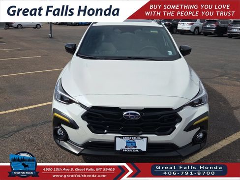 Used 2025 Subaru Crosstrek 2.5i Sport AWD/4WD image 2