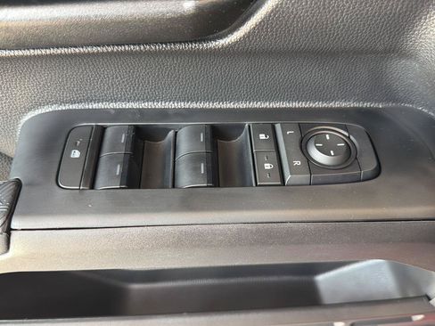 Used 2026 Toyota Tacoma SR5 AWD/4WD image 18