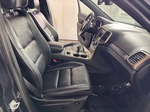 Used 2015 Jeep Grand Cherokee Limited w/ Trailer Tow Group IV image 20