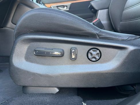 Used 2017 Honda CR-V EX image 15