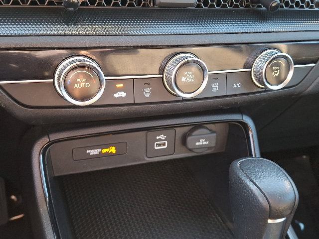 Used 2025 Honda CR-V LX image 15