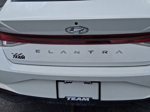 Used 2021 Hyundai Elantra SEL w/ Convenience Package image 36