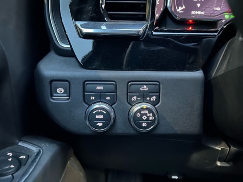 Used 2024 GMC Sierra 1500 Elevation w/ LPO, Elevation Black Package AWD/4WD image 14