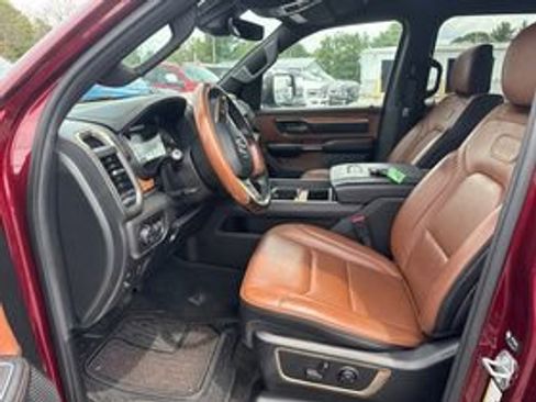 Used 2022 RAM 1500 Limited w/ Body Color Bumper Group AWD/4WD image 9