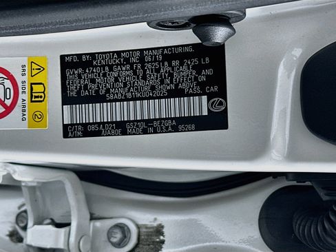 Used 2019 Lexus ES 350 w/ Premium Package FWD image 12