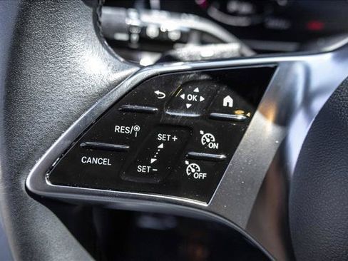Certified 2025 Mercedes-Benz GLC 300 4MATIC image 13