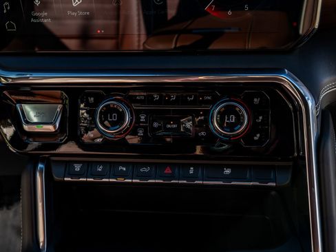 Used 2026 GMC Sierra 3500 Denali Ultimate image 27