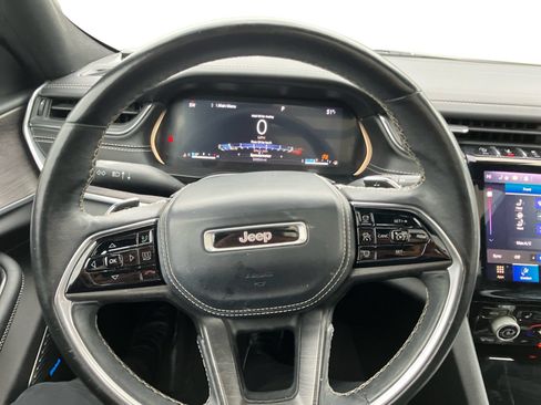 Used 2021 Jeep Grand Cherokee L Overland w/ Luxury Tech Group IV AWD/4WD image 14