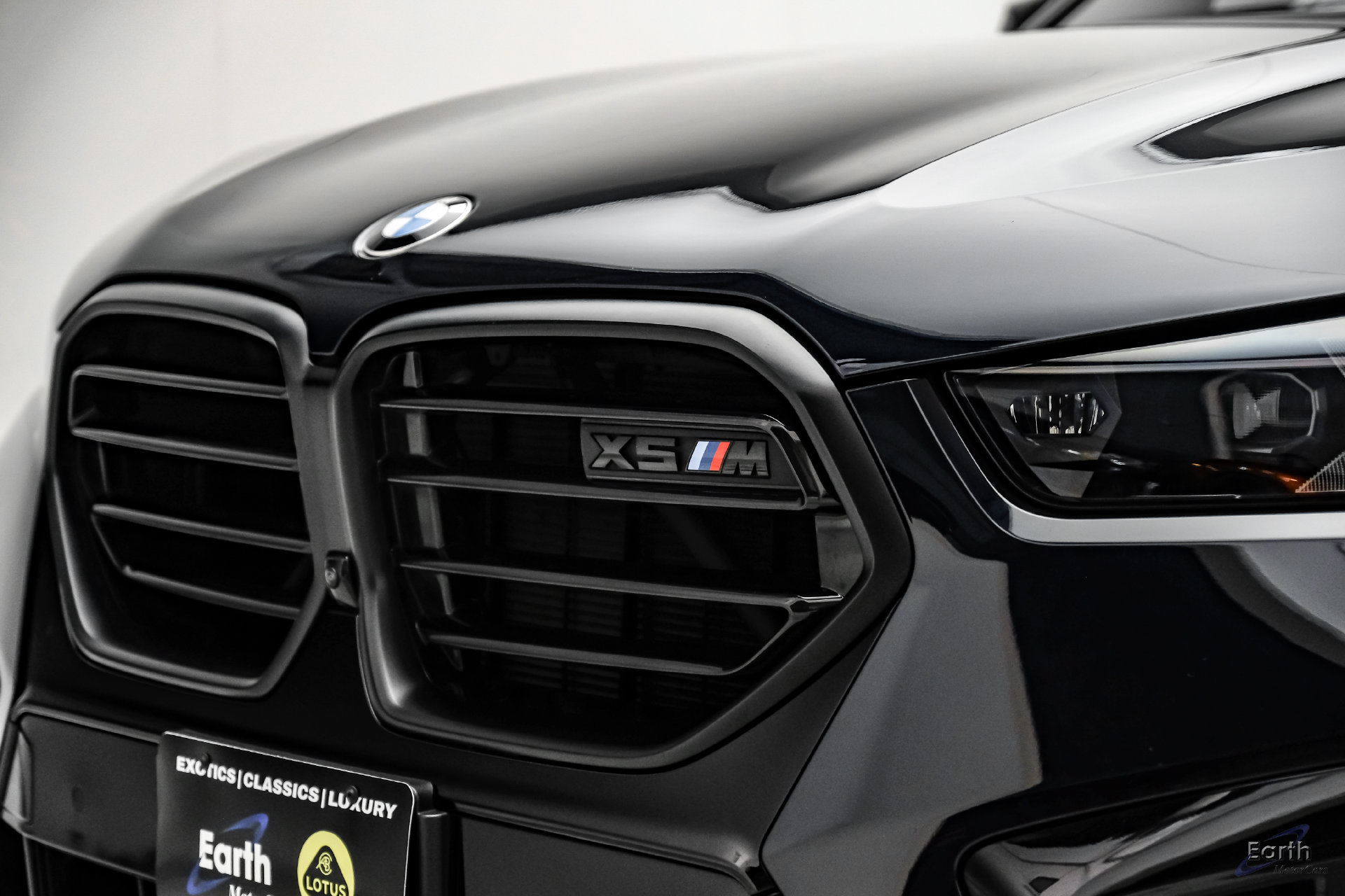 Used 2025 BMW X5 M Competition w/ Executive Package AWD/4WD image 31