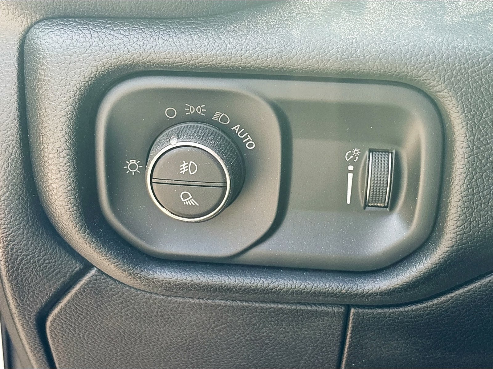 Used 2023 RAM 2500 Tradesman AWD/4WD image 10