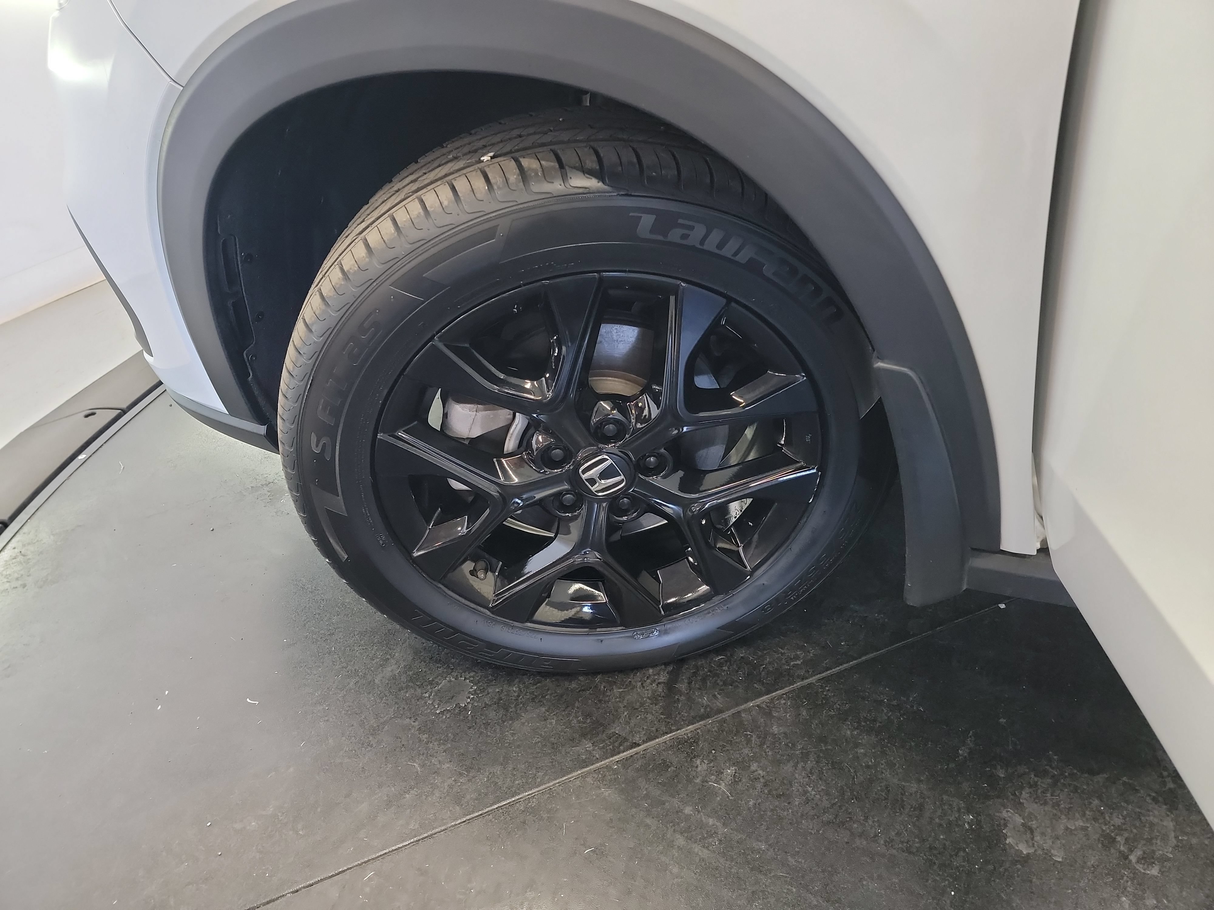 Used 2024 Honda HR-V Sport image 29