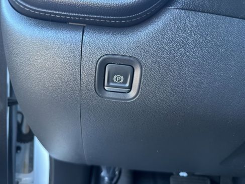 Used 2020 Chevrolet Silverado 1500 LT w/ All-Star Edition image 13