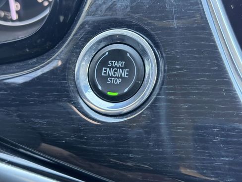 Certified 2024 Cadillac XT6 Premium Luxury image 34