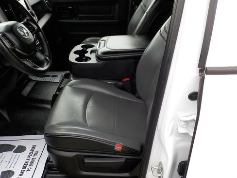 Used 2021 RAM 2500 Tradesman w/ Chrome Appearance Group image 15