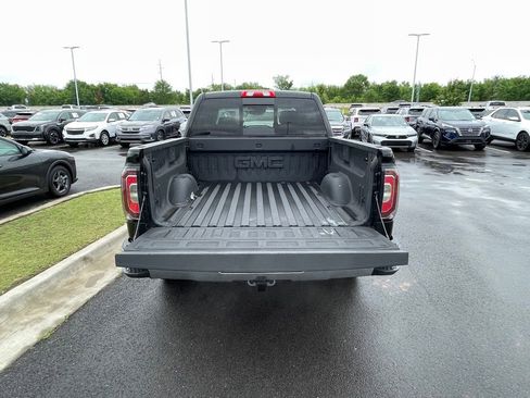 Used 2017 GMC Sierra 1500 SLT AWD/4WD image 9